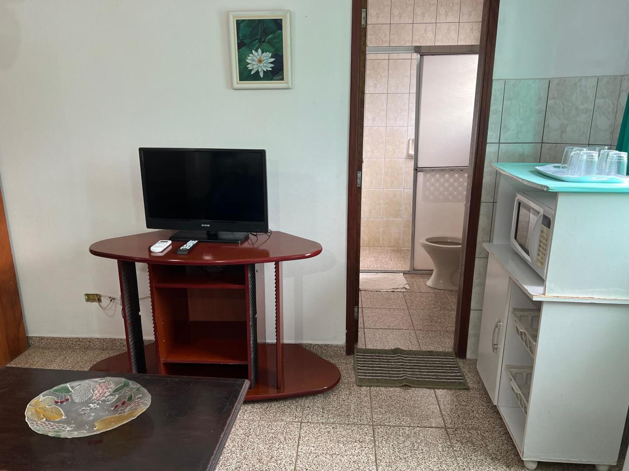 Aptos Familia Com Ar Condicionado Ubatuba Praia Pereque Acu Екстериор снимка